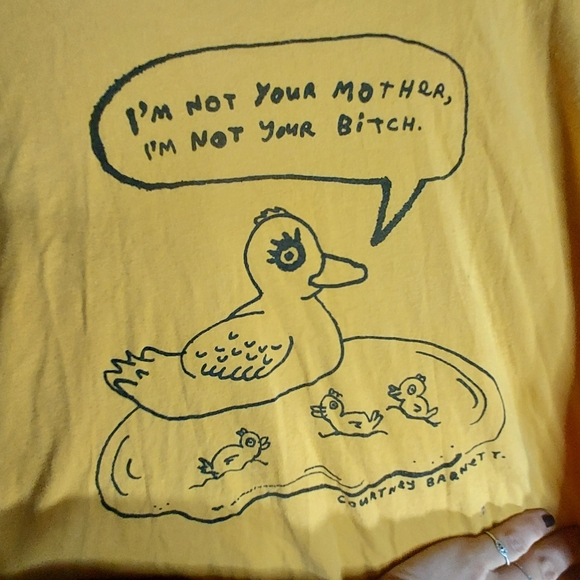 Distressed tee - Picture 6 of 6